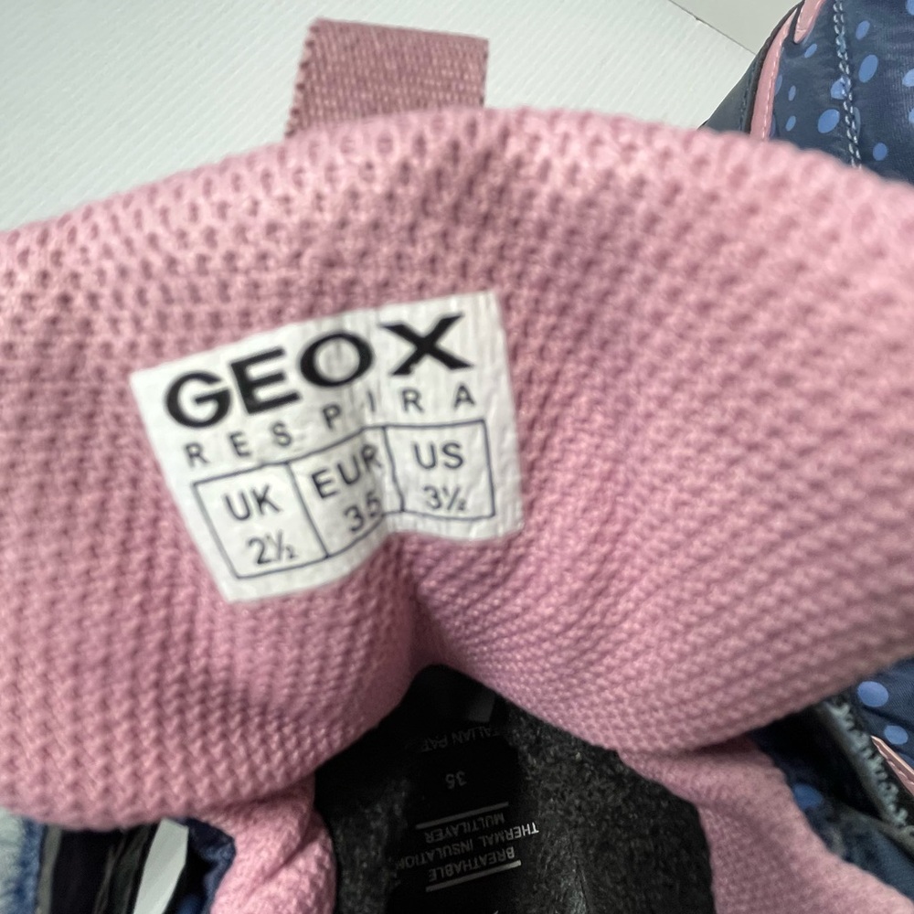 GEOX Sentiero Abx Girl
Winter Waterproof Insulated Pull-on Mid-calf boots sz 3.5 - Picture 14 of 16